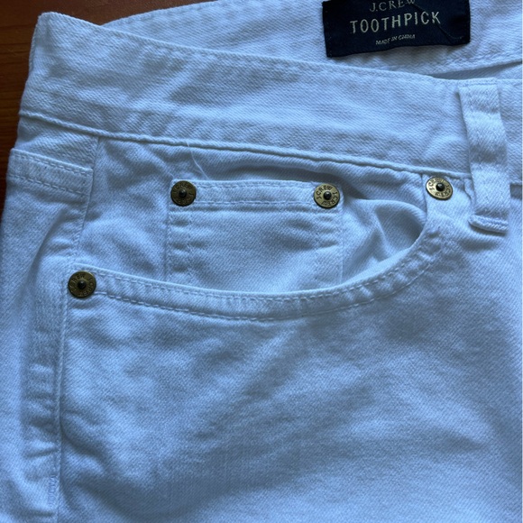 J.CREW Women's Toothpick Jeans. Winter White. Size 32 - Picture 4 of 10